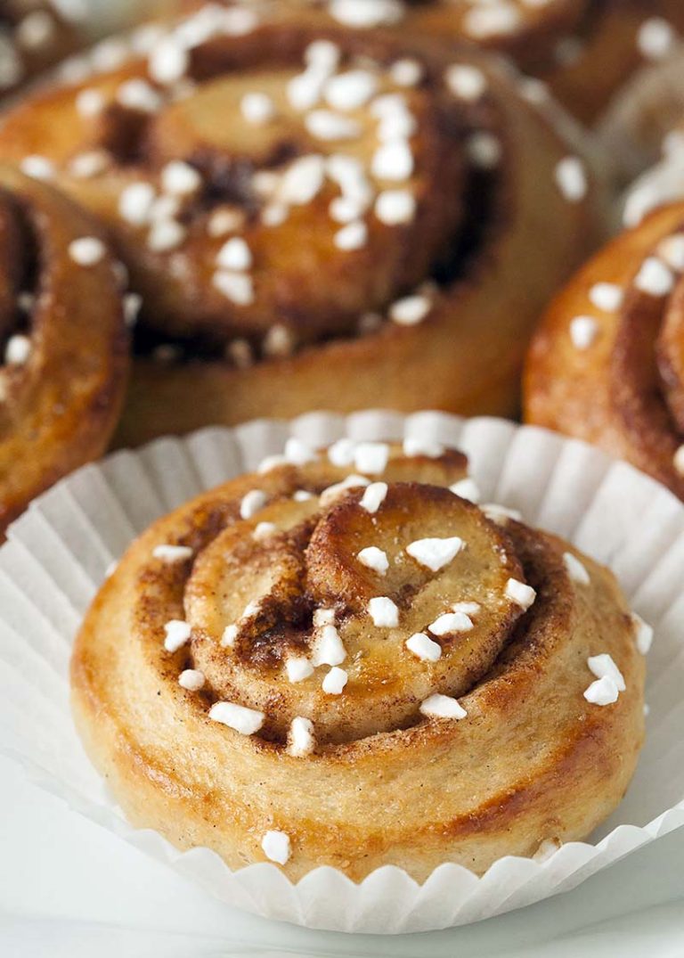 Kanelbullar (Swedish Cinnamon Buns)